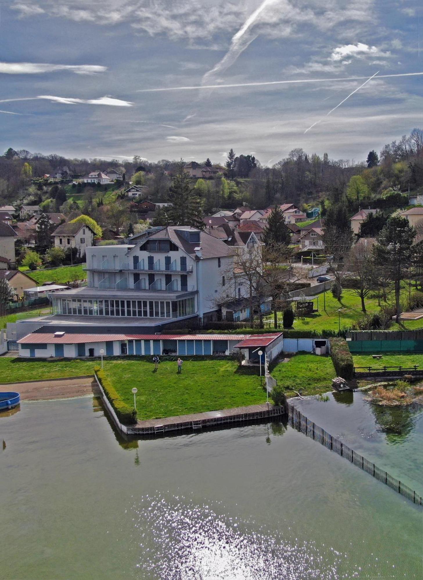 Beau Rivage Hotel Charavines Exterior photo